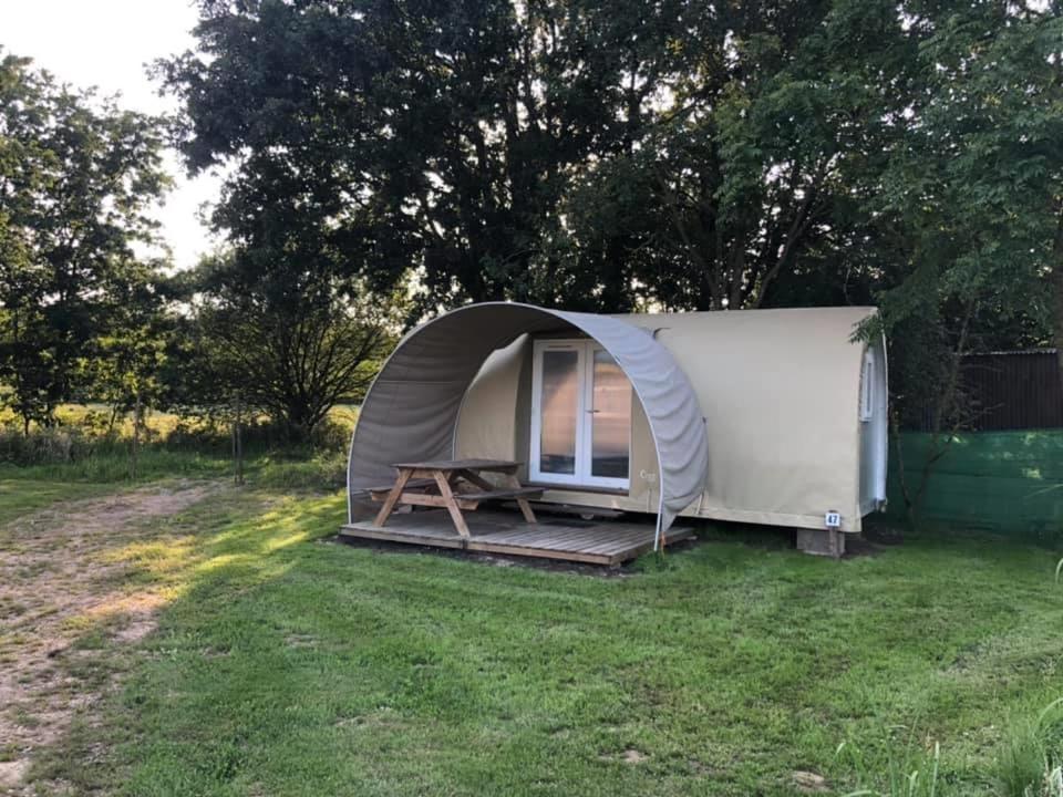 Camping Au Pre De L'Etang Sainte-Foy  Exterior photo